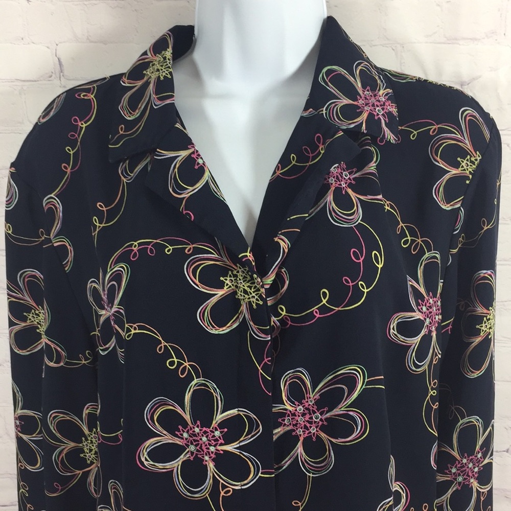 Sag Harbor Multi Colored Button Front Top Size 18 - image 2